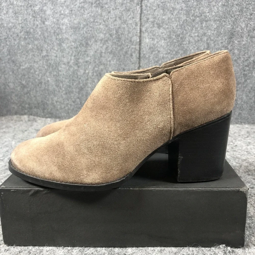 Clarks Narrative Boots Womens Size 9 M Brown‎ Suede Ankle Booties Block Heel Zip